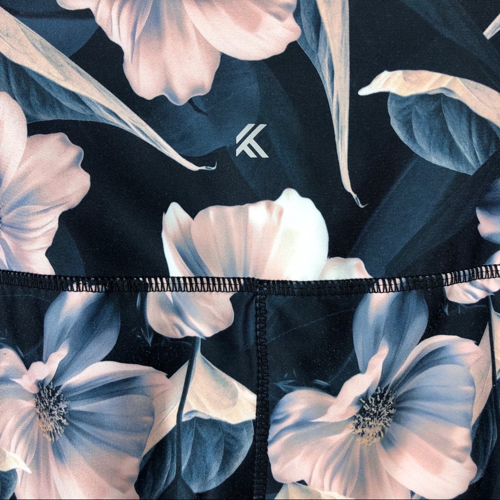 Kyodan Floral White Ground Leggings - Picture 4 of 7